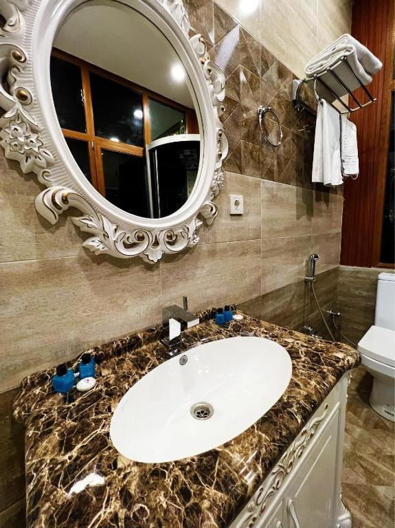 Prestige Boutique Hotel Baku Bagian luar foto
